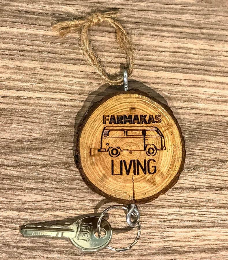 Гостьовий будинок Farmakas Living Екстер'єр фото